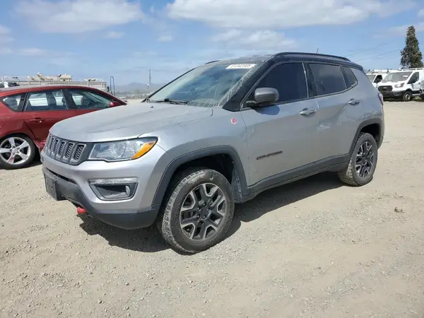 3C4NJDDB3KT785383 2019 JEEP COMPASS - Image 1