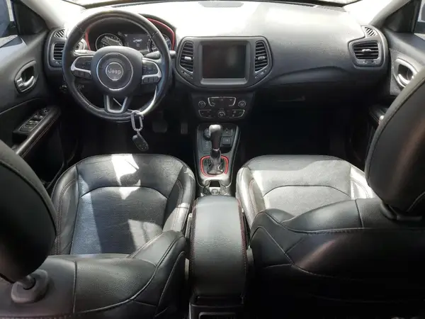 3C4NJDDB3KT785383 2019 JEEP COMPASS - Image 8