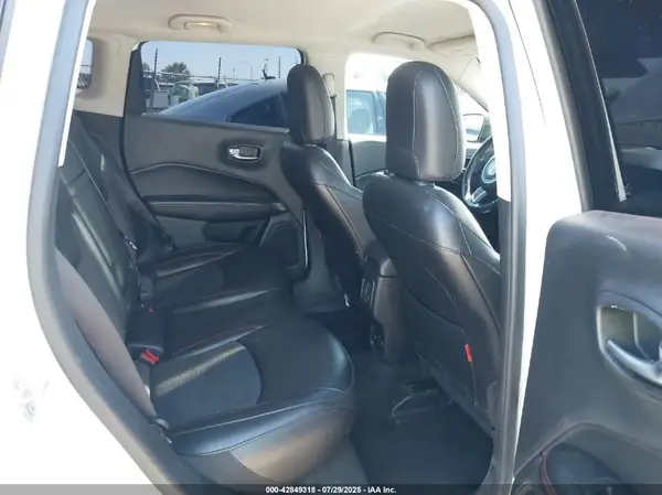 3C4NJDDB3LT108853 2020 JEEP COMPASS - Image 8