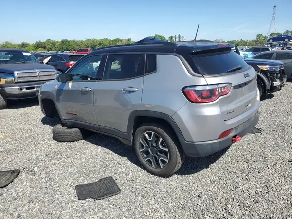 3C4NJDDB3LT111834 2020 JEEP COMPASS - Image 2