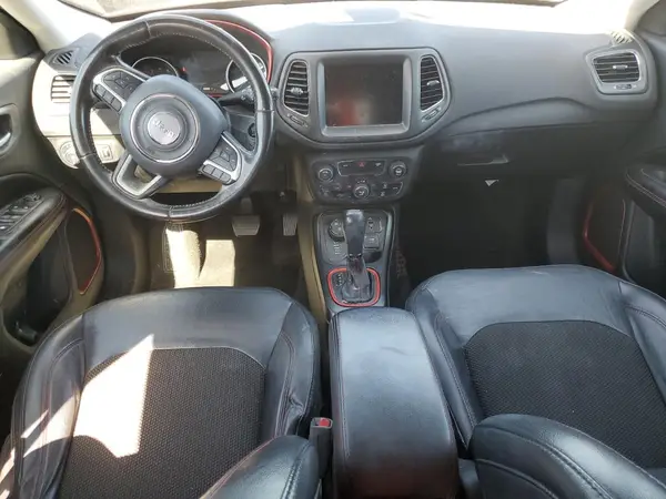 3C4NJDDB3LT111834 2020 JEEP COMPASS - Image 8