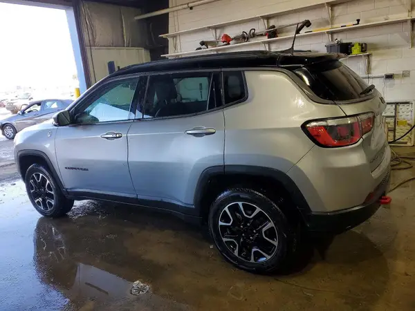 3C4NJDDB3LT118878 2020 JEEP COMPASS - Image 2