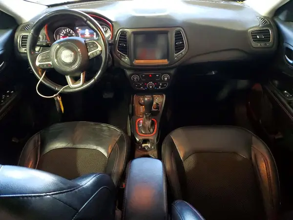 3C4NJDDB3LT118878 2020 JEEP COMPASS - Image 8