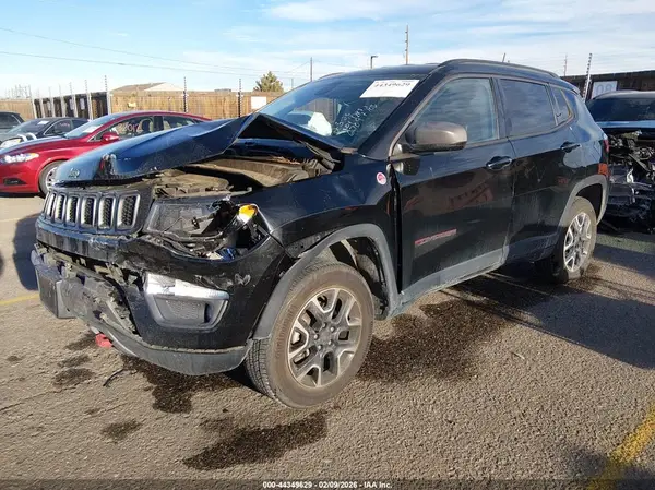 3C4NJDDB3LT170365 2020 JEEP COMPASS - Image 2