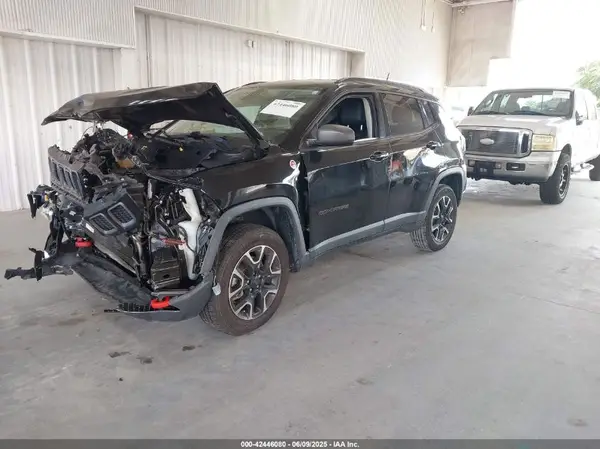 3C4NJDDB3LT170463 2020 JEEP COMPASS - Image 2