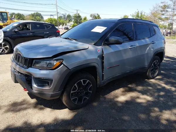 3C4NJDDB3LT170740 2020 JEEP COMPASS - Image 2