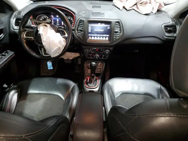3C4NJDDB3LT177185 2020 JEEP COMPASS - Image 8
