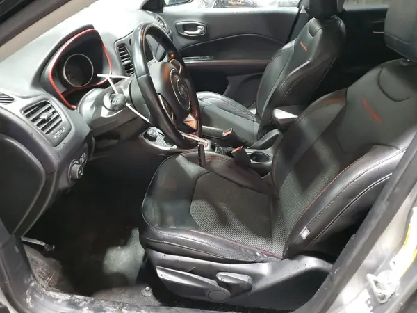 2020 JEEP COMPASS auction photo 7