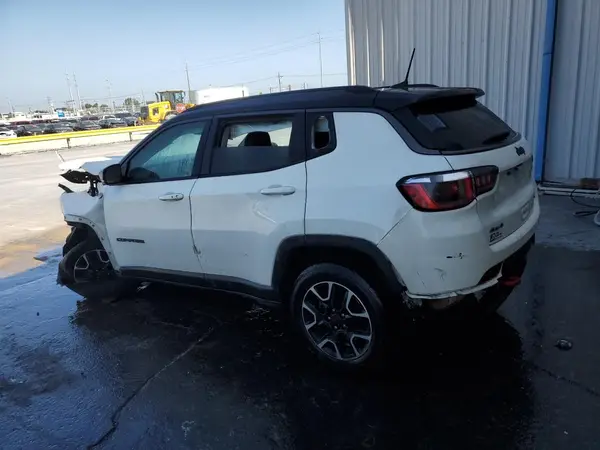 3C4NJDDB3LT195444 2020 JEEP COMPASS - Image 2