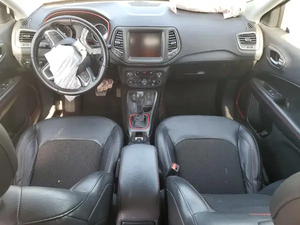 3C4NJDDB3LT195444 2020 JEEP COMPASS - Image 8