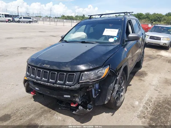 3C4NJDDB3LT195542 2020 JEEP COMPASS - Image 2