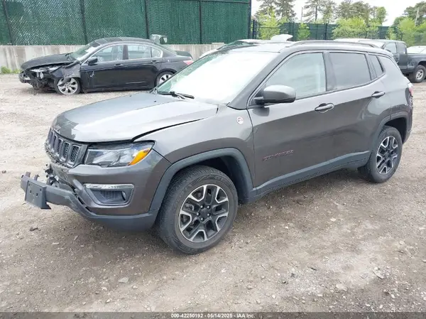 3C4NJDDB3LT200268 2020 JEEP COMPASS - Image 2