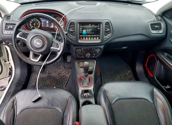3C4NJDDB3LT207799 2020 JEEP COMPASS - Image 8