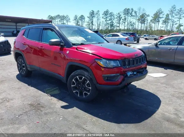 3C4NJDDB3LT207849 2020 JEEP COMPASS - Image 1
