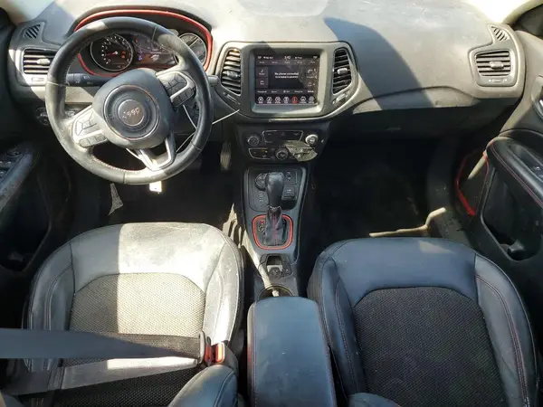3C4NJDDB3LT233285 2020 JEEP COMPASS - Image 8