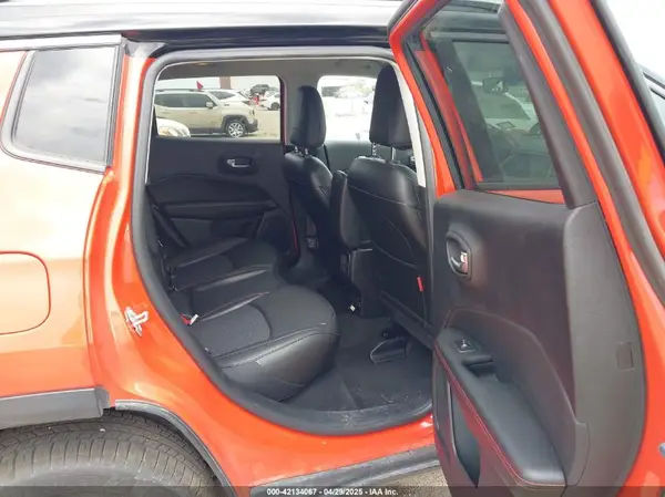 3C4NJDDB3MT503519 2021 JEEP COMPASS - Image 8