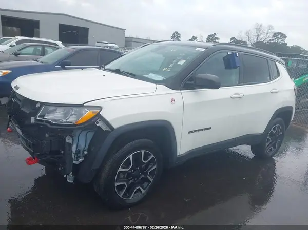 3C4NJDDB3MT512009 2021 JEEP COMPASS - Image 2