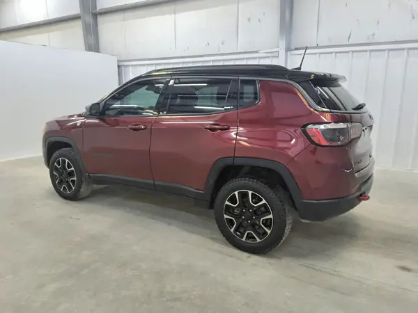 3C4NJDDB3MT512172 2021 JEEP COMPASS - Image 2