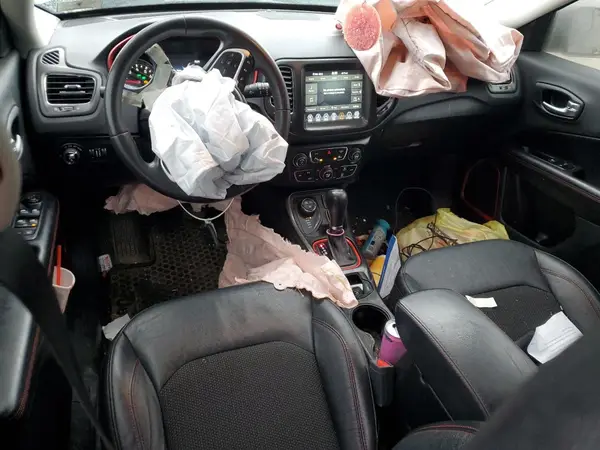 3C4NJDDB3MT515203 2021 JEEP COMPASS - Image 8