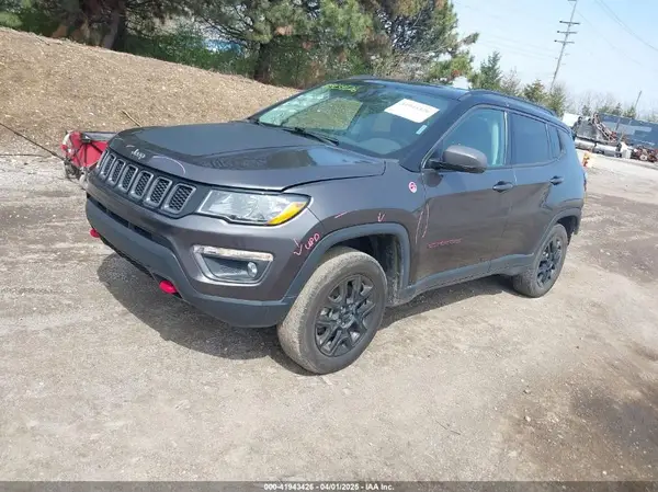 3C4NJDDB3MT529263 2021 JEEP COMPASS - Image 2