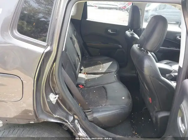 3C4NJDDB3MT529263 2021 JEEP COMPASS - Image 8
