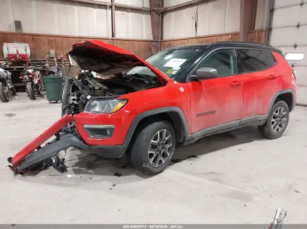 3C4NJDDB3MT532972 2021 JEEP COMPASS - Image 2