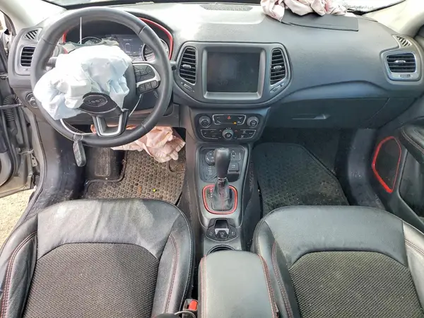 3C4NJDDB3MT553403 2021 JEEP COMPASS - Image 8