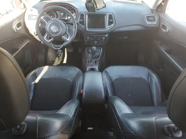 3C4NJDDB3MT564983 2021 JEEP COMPASS - Image 8