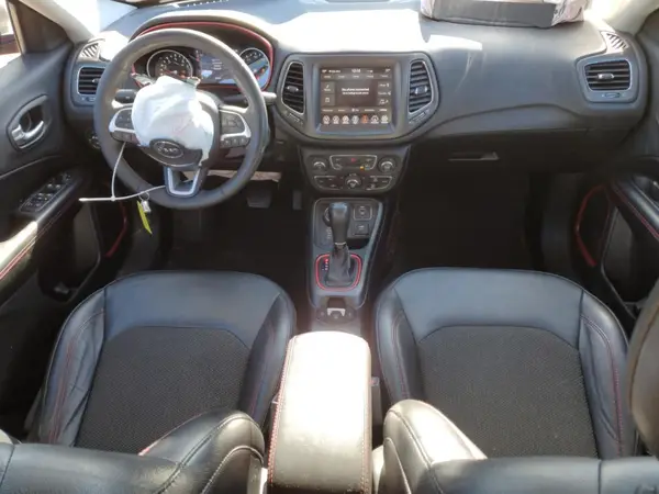 3C4NJDDB3MT571836 2021 JEEP COMPASS - Image 8