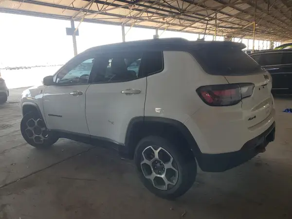 3C4NJDDB3NT115465 2022 JEEP COMPASS - Image 2