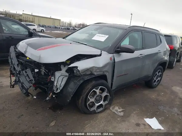 3C4NJDDB3NT128118 2022 JEEP COMPASS - Image 2