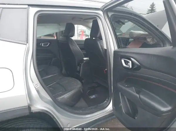 3C4NJDDB3NT128118 2022 JEEP COMPASS - Image 8