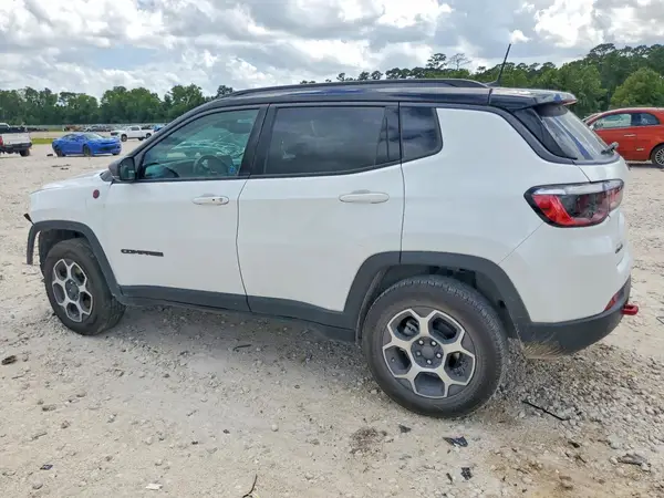 3C4NJDDB3NT130659 2022 JEEP COMPASS - Image 2