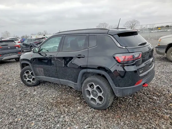 3C4NJDDB3NT168795 2022 JEEP COMPASS - Image 2