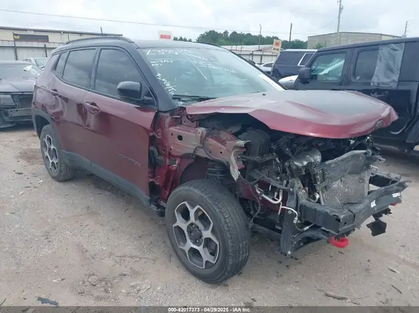 3C4NJDDB3NT203092 2022 JEEP COMPASS - Image 1