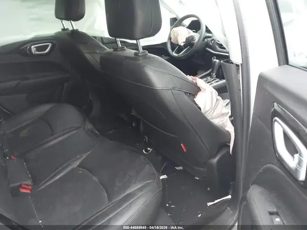 3C4NJDDB3NT226419 2022 JEEP COMPASS - Image 8