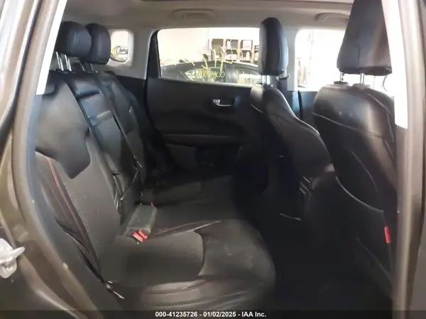3C4NJDDB4HT575612 2017 JEEP COMPASS - Image 8