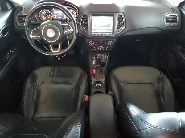 3C4NJDDB4HT606972 2017 JEEP COMPASS - Image 8