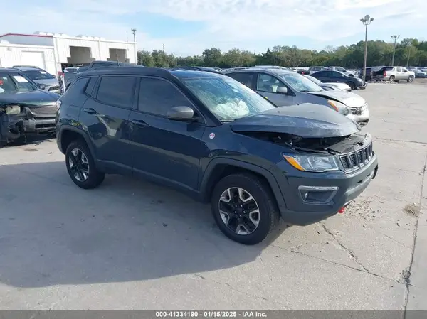 3C4NJDDB4HT624355 2017 JEEP COMPASS - Image 1