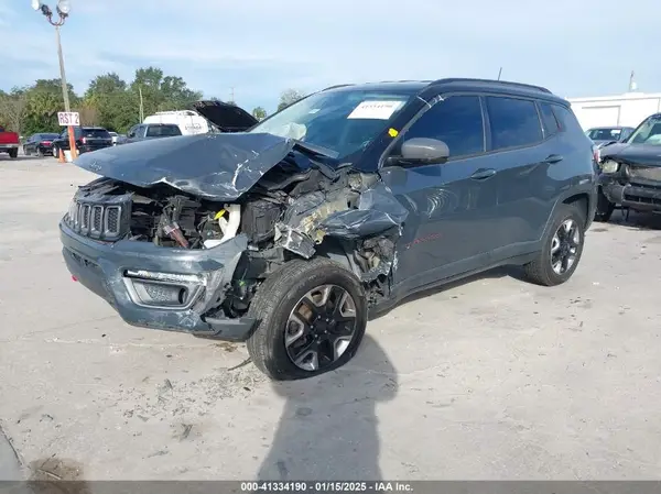 3C4NJDDB4HT624355 2017 JEEP COMPASS - Image 2