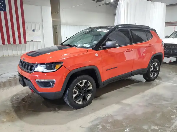 3C4NJDDB4HT640927 2017 JEEP COMPASS - Image 1
