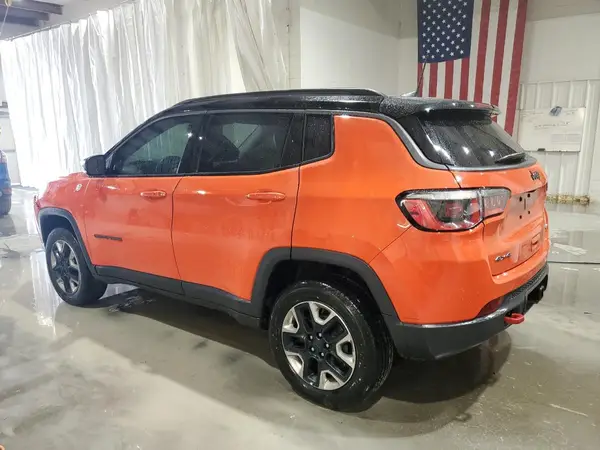 3C4NJDDB4HT640927 2017 JEEP COMPASS - Image 2