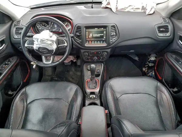3C4NJDDB4HT644511 2017 JEEP COMPASS - Image 8