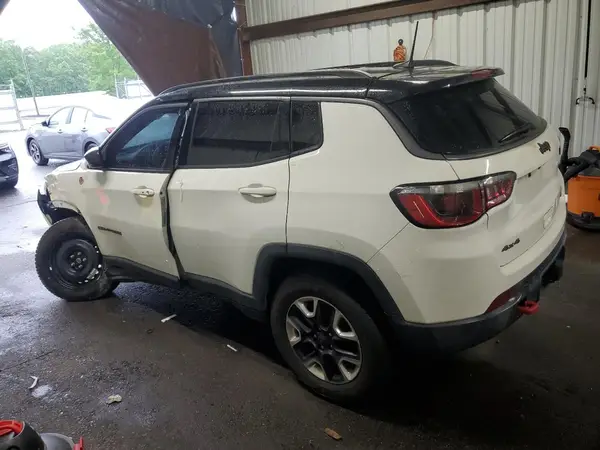 3C4NJDDB4HT666315 2017 JEEP COMPASS - Image 2
