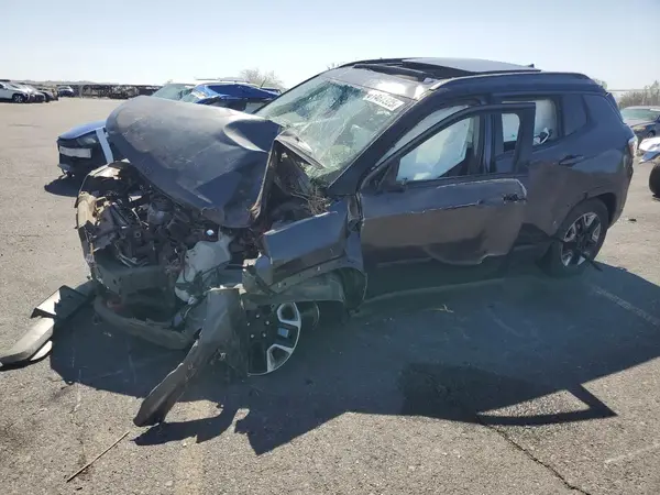 3C4NJDDB4HT667352 2017 JEEP COMPASS - Image 1