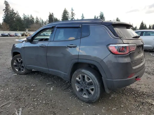 3C4NJDDB4HT668095 2017 JEEP COMPASS - Image 2