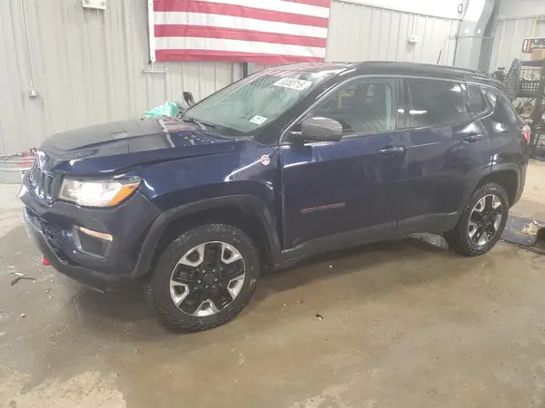 3C4NJDDB4JT168850 2018 JEEP COMPASS - Image 1