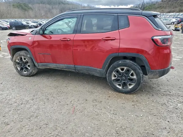 3C4NJDDB4JT198771 2018 JEEP COMPASS - Image 2