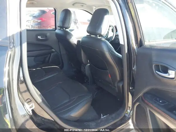 3C4NJDDB4JT202687 2018 JEEP COMPASS - Image 8