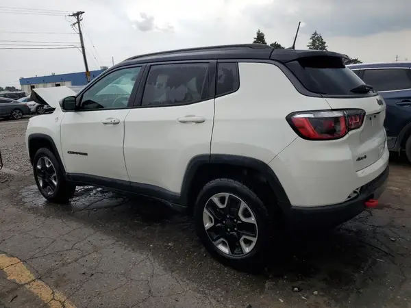 3C4NJDDB4JT342996 2018 JEEP COMPASS - Image 2